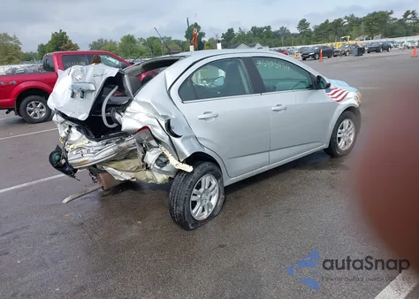 2014 Chevrolet Sonic Lt Auto z USA, uszkodzony, nr VIN 1G1JC5SHXE4191768